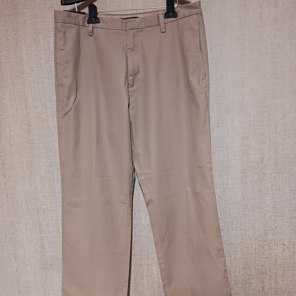 Banana Republic Man Straight Leg Pants